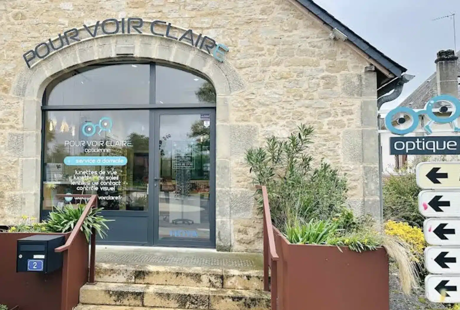 POUR VOIR CLAIRE BÂTIMENT